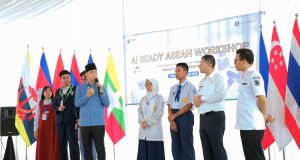 Kang DS Dampingi Wapres Kunjungi SMP Al-Muthahari dan Ponpes Daarul Arqom, Perkuat Literasi AI bagi Pelajar dan Santri