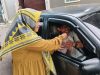 Ibu Kades Gandasari, Apresiasi Pengurus RW 04 Mulyasari yang Membagikan Takjil Gratis