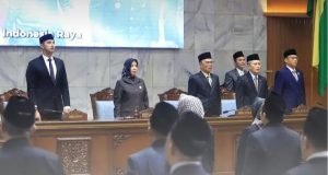 Rapat Paripurna DPRD Dalam Agenda Penyampaian Laporan Hasil Kerja Bapemperda
