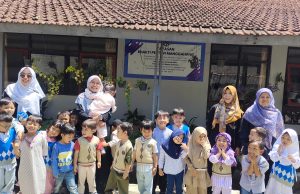 Luar Biasa Pendidikan Sejak Dini, Kunjungan Sosial Anak-Anak KB-TK PCI KIDS ke Yayasan Bhakti Pertiwi