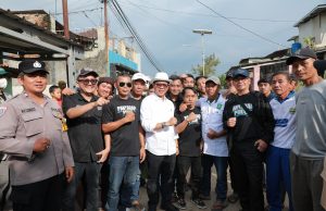 4 Rumah Rusak Berat Diterjang Banjir Bandang Luapan Sungai Cisunggalah, Kang DS Langsung Temui Warga Terdampak Banjir
