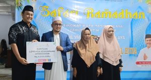Di Hadapan Santri, Diky Candra Akui Kekurangan dan Minta Dukungan untuk Bangun Kota Tasik