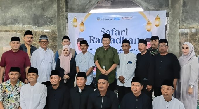 Safari Ramadhan di Ponpes Syifaurrahman, Wawali Diky Candra Tambahkan Games untuk Santri