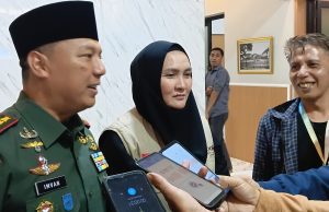 TNI, Musisi dan Hi Look, Anak Yatim Rasakan Kebahagiaan Ramadhan di Kodim 0612/Tasikmalaya