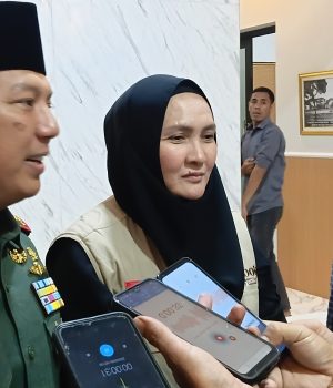 TNI, Musisi dan Hi Look, Anak Yatim Rasakan Kebahagiaan Ramadhan di Kodim 0612/Tasikmalaya