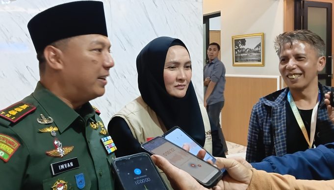 TNI, Musisi dan Hi Look, Anak Yatim Rasakan Kebahagiaan Ramadhan di Kodim 0612/Tasikmalaya
