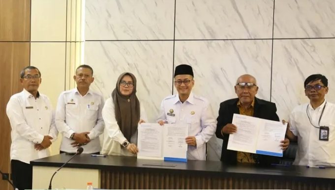 Masuk Top 100 Nasional, Bupati Cecep Apresiasi Kinerja Gemilang BPR Artha Galunggung