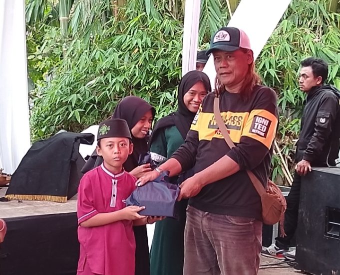 Insan Pers Kolaborasi Dengan RW 04 Mulyasari Ngabuburit Bareng’ Si Cepot