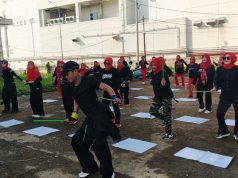 Para Pesenam KISS Gelar Halbil Dapat Sembako dari Anggota DPR RI