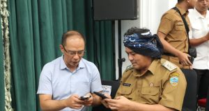 Sambil Menyelam Minum Air, Diky Candra Dorong Program Gizi dan Infrastruktur Sekolah