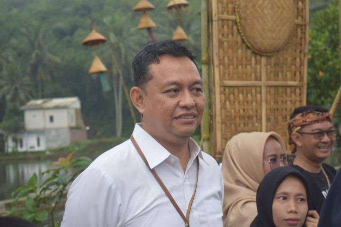 Deddy Mulyana: Ngarumat Hulu Cai Bukan Sekadar Tradisi, Tapi Upaya Jaga Alam