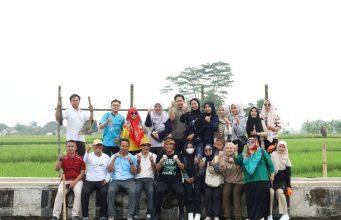 Turun Langsung ke Lapangan, Diky Candra Ajak Warga Jaga Kebersihan Kota