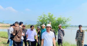 Bupati Bandung Tinjau Normalisasi Sungai Cilisungan, Fokus Atasi Banjir Tegalluar