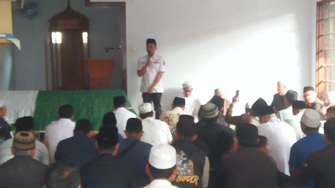 Bupati Bandung Sampaikan Rasa Duka Cita Atas Wafatnya Kepala Desa Jelegong