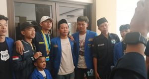 DPRD Tasikmalaya di Demo, Ini Tuntutan Para Aksi Penyampai Aspirasi Masyarakat