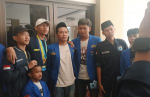 DPRD Tasikmalaya di Demo, Ini Tuntutan Para Aksi Penyampai Aspirasi Masyarakat