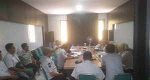 Pemerintah Kecamatan Kutawaringin Laksanakan Monitoring dan Evaluasi Di Desa Gajahmekar.
