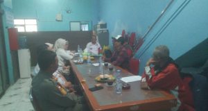 Monitoring Dan Evaluasi Di Desa Katapang Bukan Hanya Memeriksa Tetapi Juga Untuk memberikan Pembinaan dan masukan