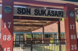 Miris.! SDN Sukasari Terancam Ambruk, Proses Belajar Mengajar Terganggu