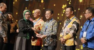 Raih Penghargaan Kementerian WSDM, KDS Bawa Potensi Panas Bumi Kabupaten Bandung ke Panggung Internasional