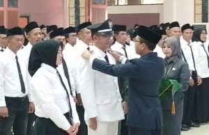 H. Dian Farid Resmi Pimpin Desa Jelegong, Ajak Masyarakat Bersinergi Bangun Desa