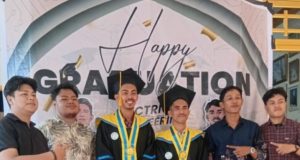 Dua Putra Maluku Utara Berhasil Wisuda dari Fakultas Teknik Universitas Khairun