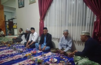 Kepala Desa Mekarrahayu Bersama BPD dan Unsur Terkait Hadiri Maulid Nabi Muhammad SAW di Kp. Sumumput