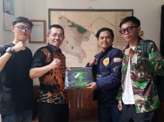 Kepala Desa Margahayu Tengah Dukung Program Ormas XTC Dalam Kebersihan Lingkungan