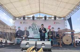 Sapa Pesona Budaya Bedas Tutup Rangkaian 2026 di Desa Sukamanah, Disbud Kabupaten Bandung Dorong Budaya Jadi Penggerak Ekonomi