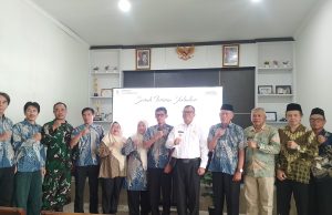 Camat Kutawaringin Hadiri Serah Terima Jabatan BPD Lama ke BPD Baru Desa Pameuntasan